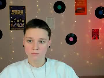Emi_Fade February 02, 2026 Chaturbate stream image