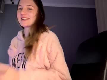 Jennellbulliner February 02, 2026 Chaturbate stream image