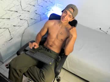Jay_Aalvarez February 02, 2026 Chaturbate stream image