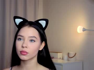 Slyshypie February 02, 2026 Chaturbate stream image