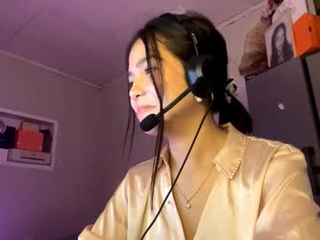 Dannachalow February 02, 2026 Chaturbate stream image