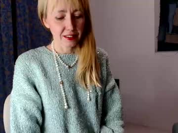 Molliart stream photo from February 02, 2026
