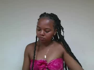 Pouponnette February 02, 2026 Chaturbate stream image