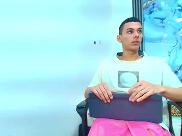 Valentina_Y_Sneiderr February 02, 2026 Chaturbate stream image