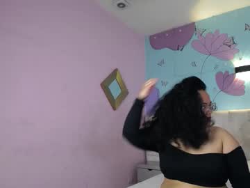 Yumiviolet February 02, 2026 Chaturbate stream image