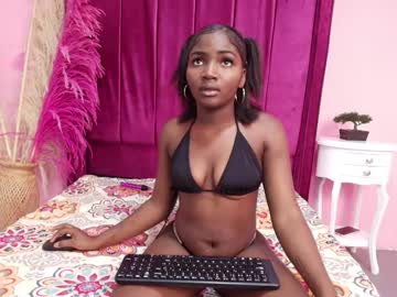 Danisacastillo February 02, 2026 Chaturbate stream image