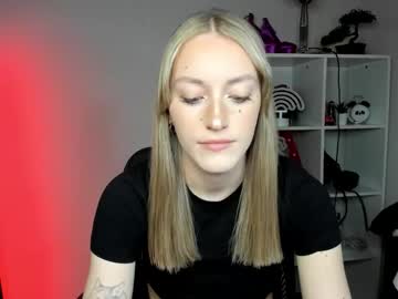 Evelynblond February 03, 2026 Chaturbate stream image