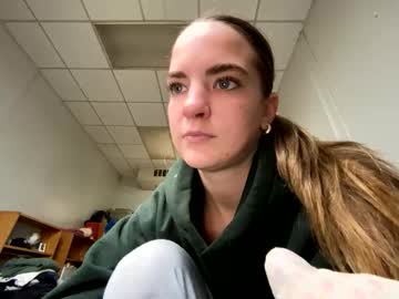 Oliviaraeee February 03, 2026 Chaturbate stream image