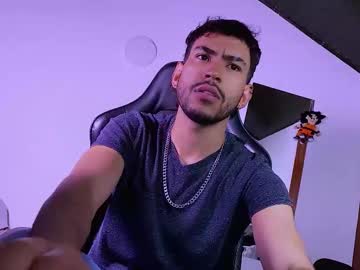 3v1l_ February 04, 2026 Chaturbate stream image