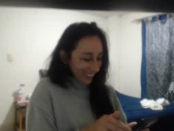 Bella_Luna34 February 04, 2026 Chaturbate stream image