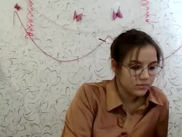 Aurora_Breeze February 04, 2026 Chaturbate stream image
