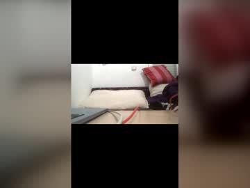 Fluyendoenmadrid February 04, 2026 Chaturbate stream image