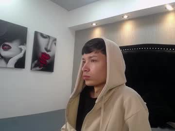 Skinny_Office February 04, 2026 Chaturbate stream image