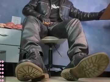 Tom_Brown12 February 05, 2026 Chaturbate stream image