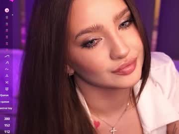 Oceaneyessss_ February 05, 2026 Chaturbate stream image