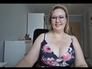 Emillykiss February 06, 2026 Chaturbate stream image