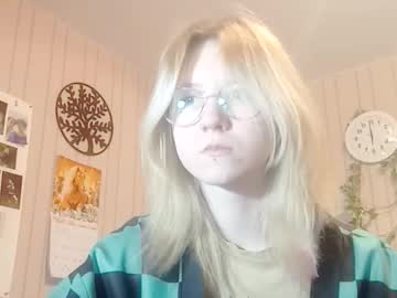 Novellahartig February 07, 2026 Chaturbate stream image