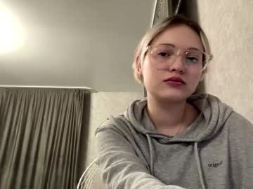 Candelariahile February 08, 2026 Chaturbate stream image