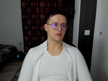 Sexxymuscles4u February 09, 2026 Chaturbate stream image