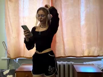 Erlinefisk February 09, 2026 Chaturbate stream image