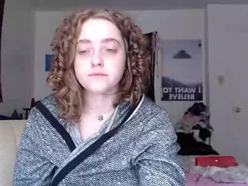 Strawberrylotsacake February 09, 2026 Chaturbate stream image
