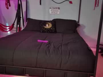Bellaskeykeeper February 10, 2026 Chaturbate stream image