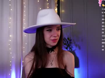 Tinyanie February 13, 2026 Chaturbate stream image