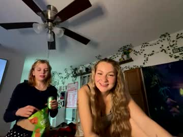 Crushingonkiki February 14, 2026 Chaturbate stream image