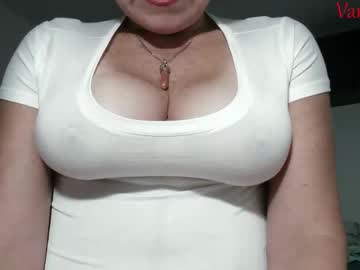 Vanessared2 February 15, 2026 Chaturbate stream image