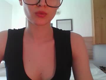 Sarah_Desire01 February 15, 2026 Chaturbate stream image