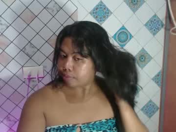 Hoelylayla February 16, 2026 Chaturbate stream image