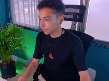 Im_Tavo28 February 16, 2026 Chaturbate stream image