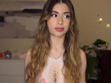 Holayoula February 17, 2026 Chaturbate stream image