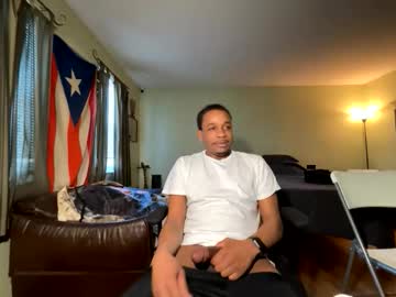 Ricosuavetusaves February 17, 2026 Chaturbate stream image