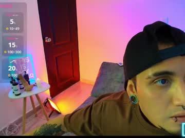 Latinlovers_1 February 18, 2026 Chaturbate stream image