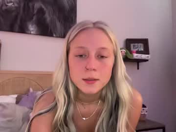 Raelee_Fox February 18, 2026 Chaturbate stream image