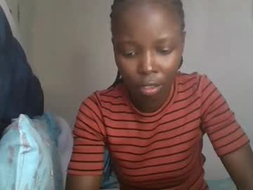 Pretty_Petite_Ebony February 19, 2026 Chaturbate stream image