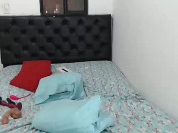Sweet_Petite15 February 19, 2026 Chaturbate stream image