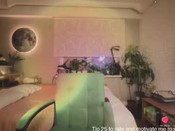 Moon_Deity February 19, 2026 Chaturbate stream image