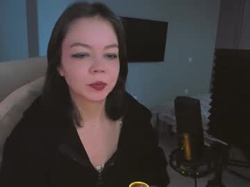 Quietluxury stream photo from February 21, 2026