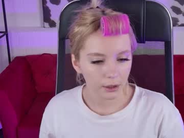 Aurorawrenfield February 25, 2026 Chaturbate stream image