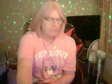 Kerrylouisetvmelksham February 26, 2026 Chaturbate stream image