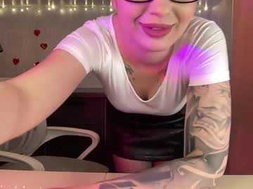 Scarletpetal February 26, 2026 Chaturbate stream image