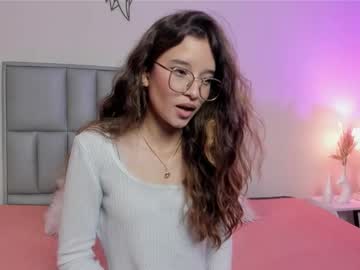 Zoe_Dear stream photo from February 26, 2026