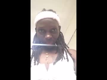 Milkanechesa39 February 28, 2026 Chaturbate stream image
