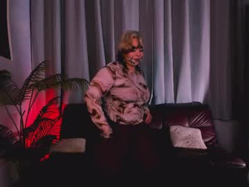 Hwasamoore February 28, 2026 Chaturbate stream image