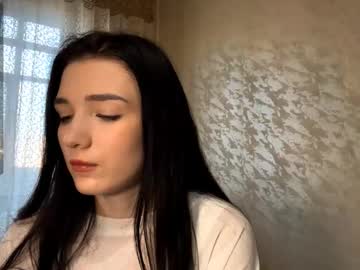 Uwun_Pinksi March 01, 2026 Chaturbate stream image