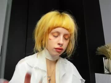 Flowerofsin2001 March 01, 2026 Chaturbate stream image