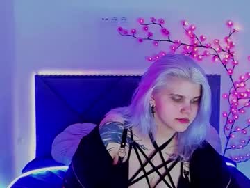 Joannlowes March 01, 2026 Chaturbate stream image