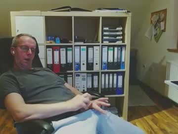 Lefti27 March 01, 2026 Chaturbate stream image